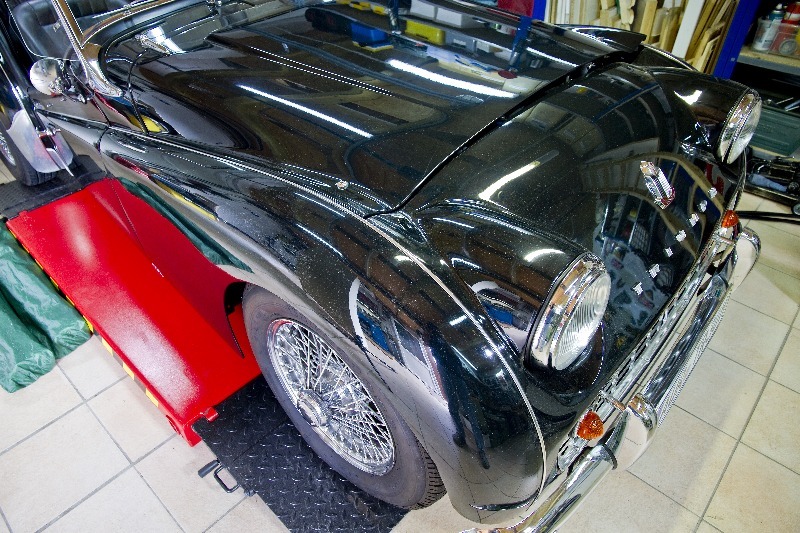 Karosserie und Rahmen TR3